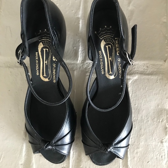 Shoes - Picture 1 of 1